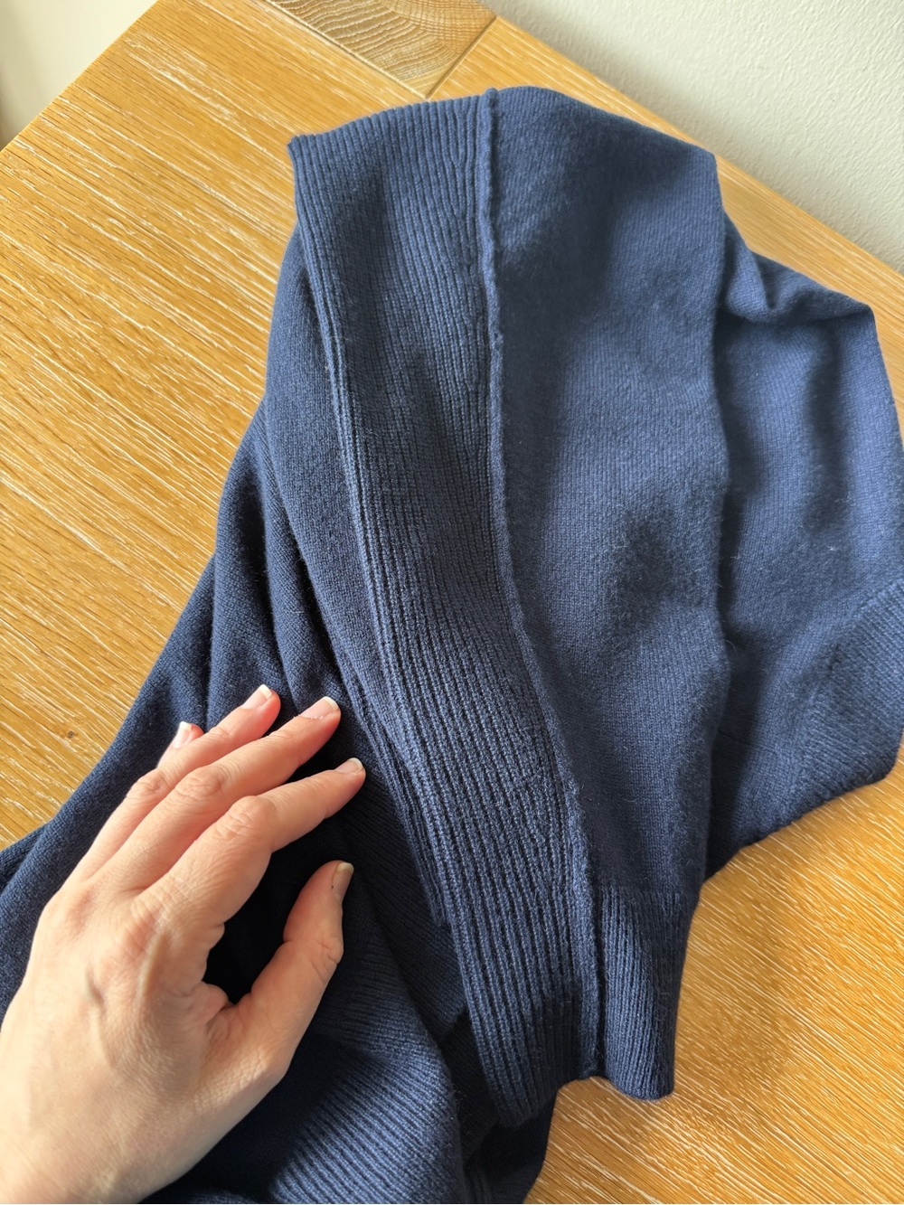 NWT! MADEWELL Women’s Cashmere V-Neck Sweater in Dark Cosmos Navy Size XS - Picture 5 of 12